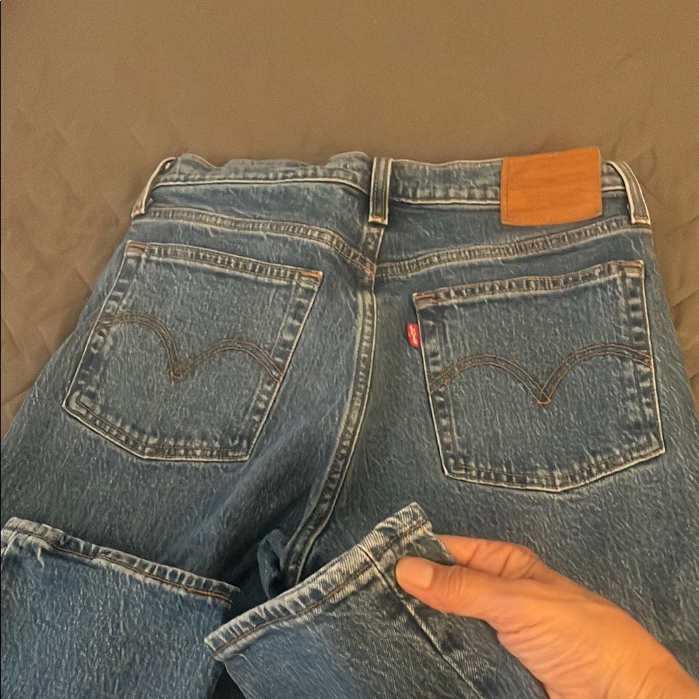 Levi's Classic Blue Jeans with Leather Patch